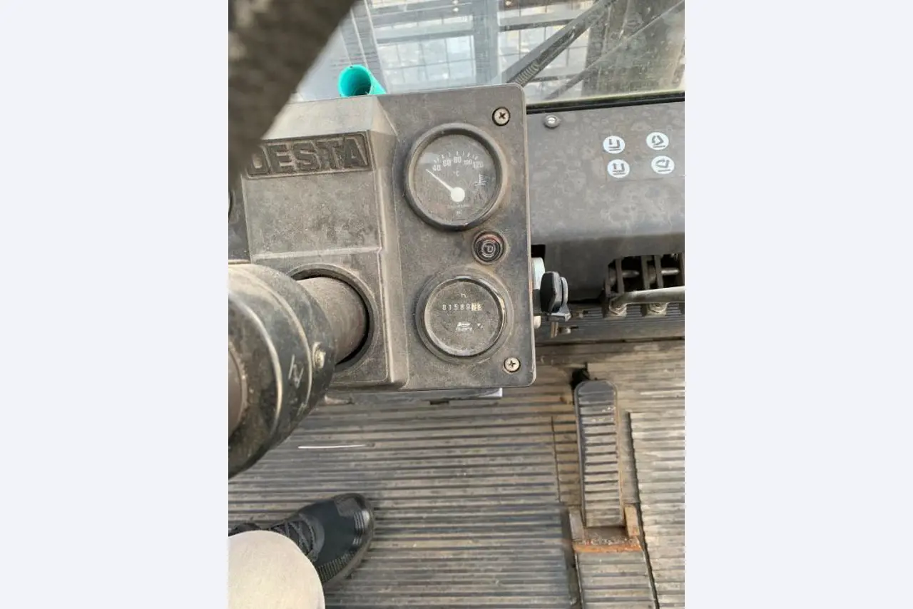 Kovoobrábecí stroje a pracovní obuv-3